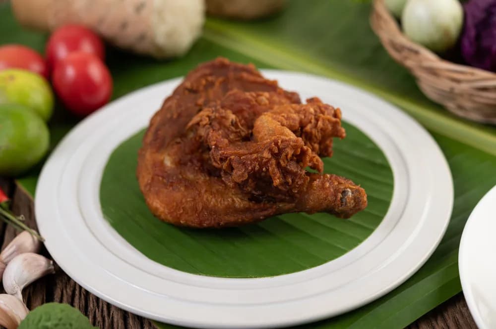 La Berne Masterclass : Ayam Goreng Khas Indonesia (Bonus 3 Racikan Sambal Signature)